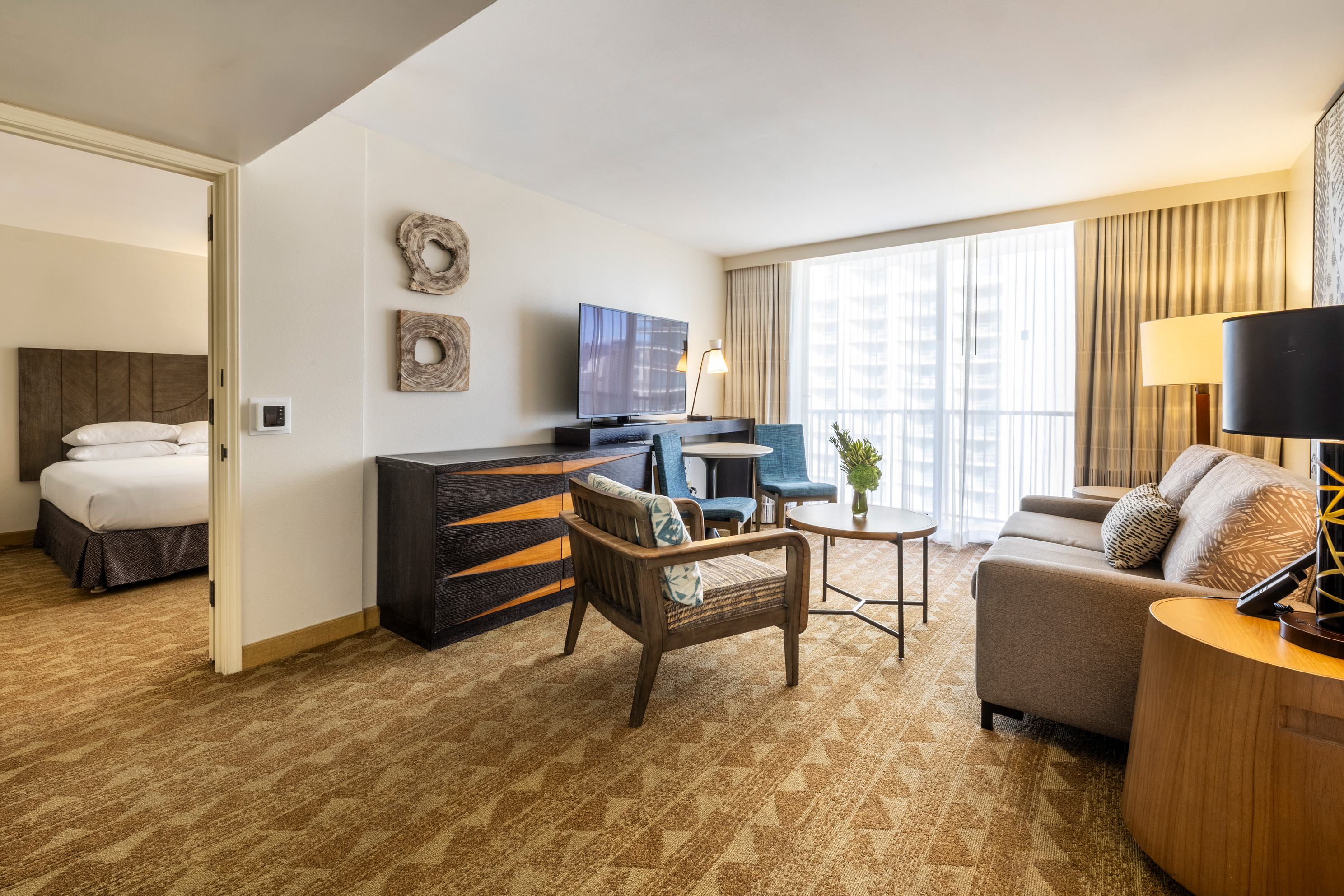 お子様連れハワイ家族旅行におすすめ！全室スイートのワイキキホテルの魅力